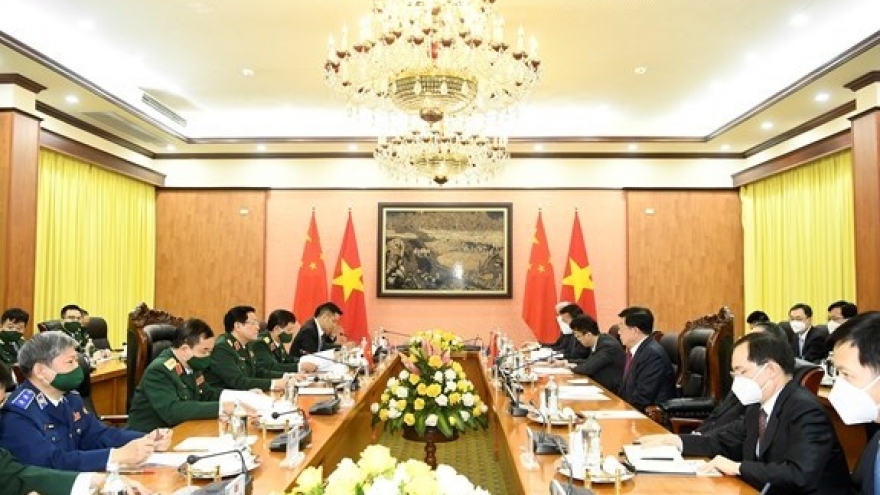 Defence Minister receives Chinese Minister of Public Security