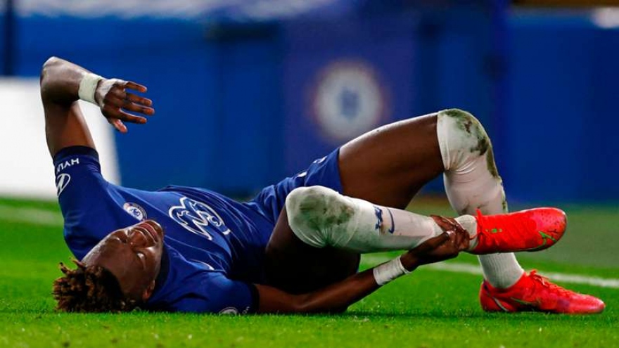 Chelsea nhận tin dữ sau khi lọt vào tốp 4 Ngoại hạng Anh