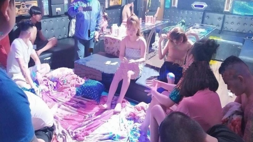17 thanh niên sử dụng ma túy trong quán karaoke giữa mùa dịch