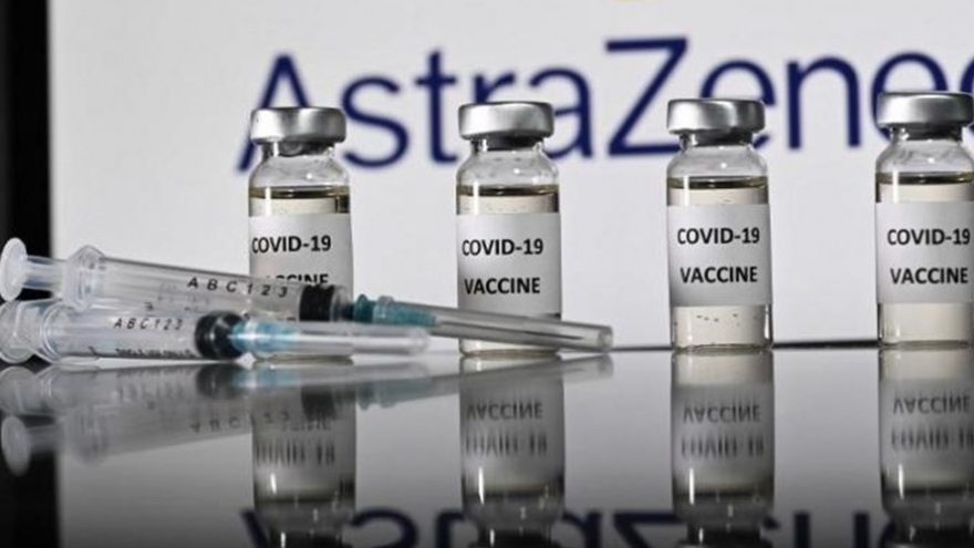 Nam Phi tiếp nhận lô vaccine ngừa Covid-19 đầu tiên giữa nỗi lo biến chủng mới
