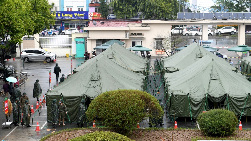 Hanoi field hospital set up in only four hours