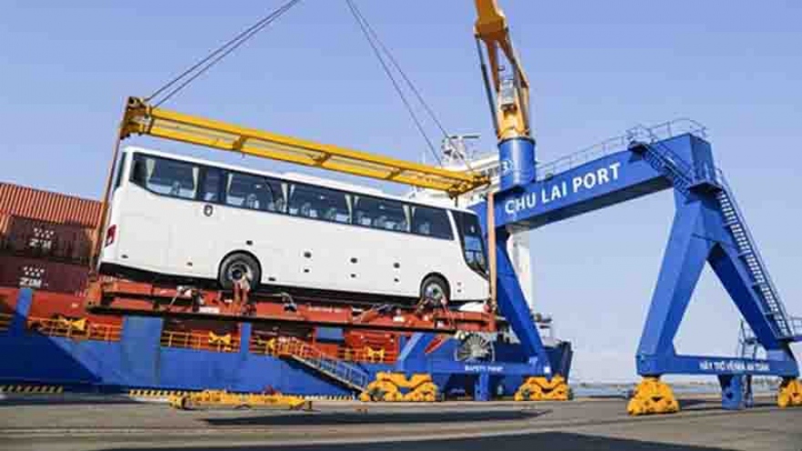 Automobile group exports over 200 units, parts