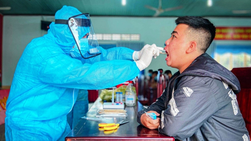 Bình Dương: 178 người về từ vùng dịch, thanh niên nhập ngũ đều âm tính với SARS-CoV-2