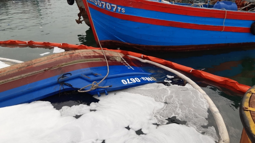 Chính phủ yêu cầu tăng cường bảo vệ môi trường trong hoạt động đường thủy nội địa