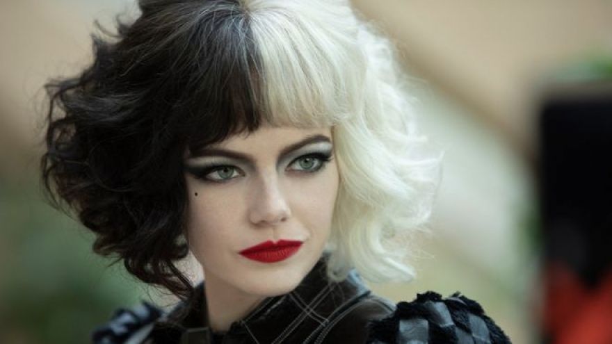 Emma Stone "lột xác" thành ác nữ trong siêu phẩm "Cruella" của Disney