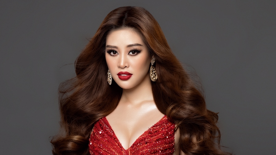 Hoa hậu Khánh Vân sẵn sàng cho Miss Universe 2020, tung bộ ảnh mừng tuổi 26