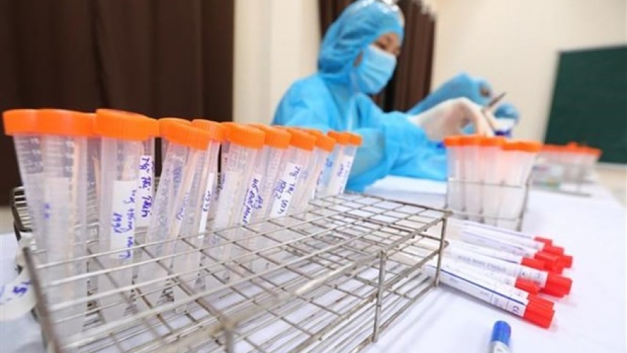 Xét nghiệm SARS-CoV-2 cho người chấp hành xong án phạt tù ở Chí Linh