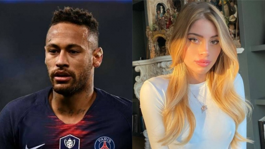 Neymar dính scandal “thả thính” bạn gái của đồng nghiệp