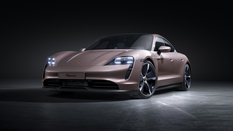 Khám phá Porsche Taycan phiên bản tiêu chuẩn