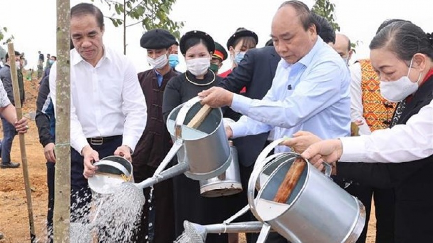 Prime Minister launches tree planting campaign in Tuyen Quang province