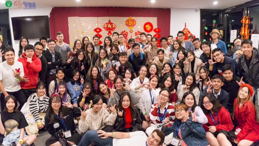 Sinh viên Việt Nam tại Australia đón Tết sum vầy, chia sẻ yêu thương