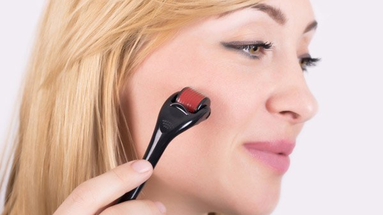 Mẹo tại nhà giúp đối phó với tình trạng dị ứng mỹ phẩm