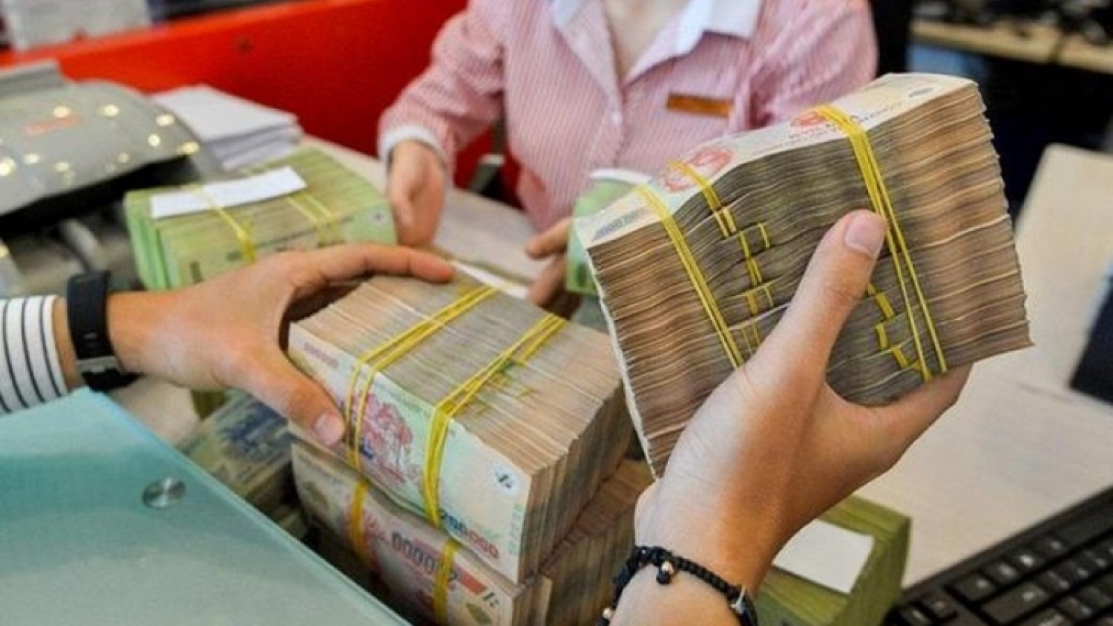 Đề xuất tiếp tục gia hạn thời gian nộp thuế, tiền thuê đất cho doanh nghiệp