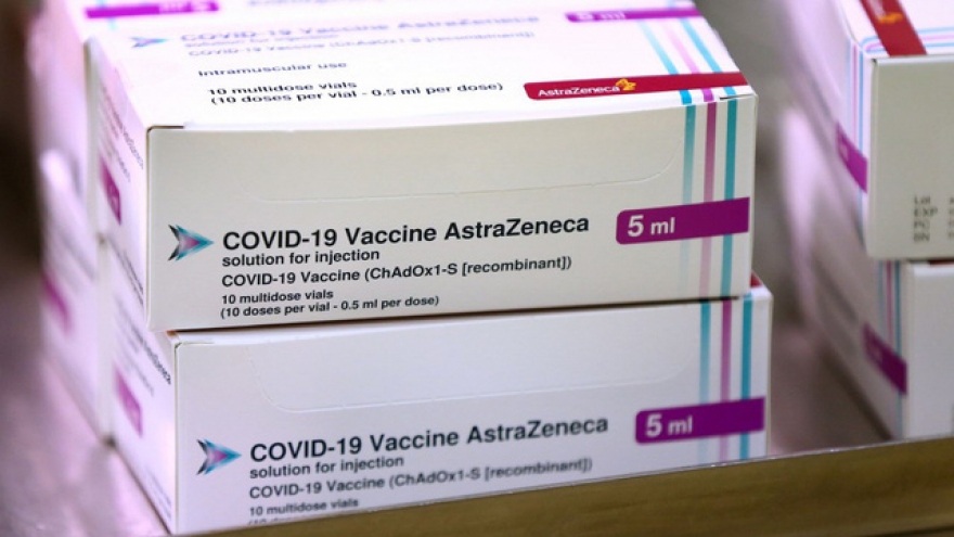 Trưa nay (24/2), lô vaccine COVID-19 AstraZeneca đầu tiên về đến Việt Nam