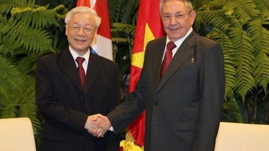 Cuban Party leader congratulates Nguyen Phu Trong on re-election