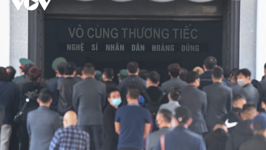 "Đến lúc hôn mê, NSND Hoàng Dũng vẫn nói mơ lấy đồ để ông đi quay"