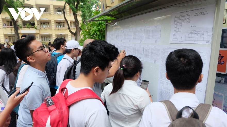 Bỏ hộ khẩu giấy, phương án tuyển sinh lớp 10 Hà Nội có còn phù hợp?