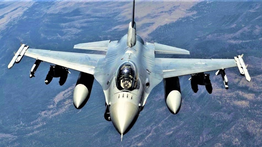 Tiêm kích "rắn chúa" F-36 Kingsnake - ứng viên thay thế F-16 Viper
