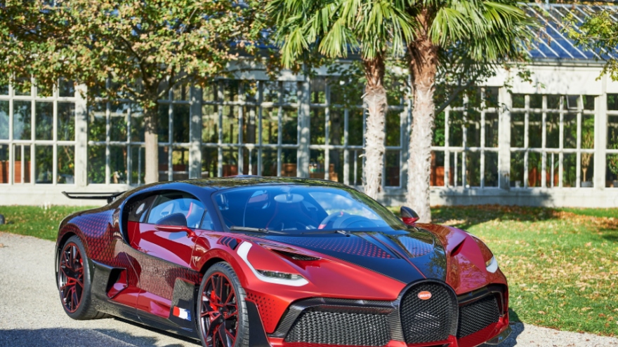 Khám phá quá trình sáng tạo ra Bugatti Divo “Lady Bug” cực độc đáo giá 6 triệu USD