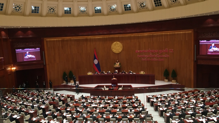 Bế mạc kỳ họp thứ nhất Quốc hội Lào khóa 9