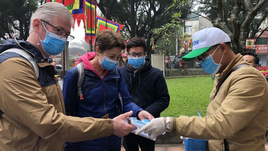 Vietnam considers using COVID vaccine passport: PM says