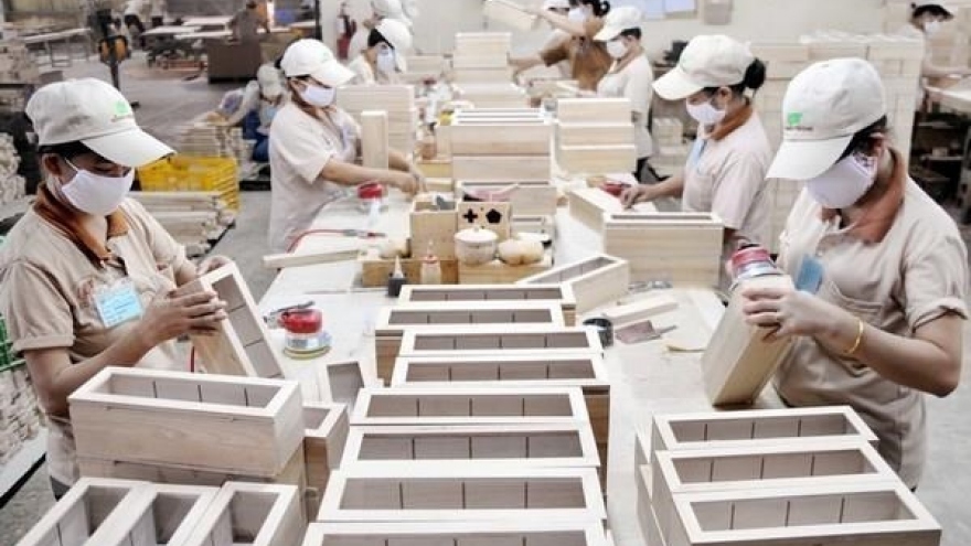 Foreign capital injected in wood industry down 36% in 2020