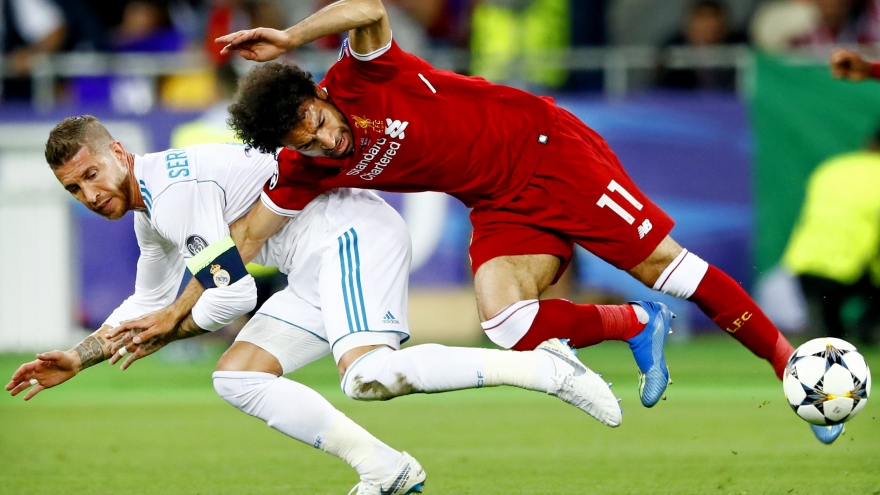 Ramos dính chấn thương khi lên tuyển, lỡ hẹn tái ngộ Salah
