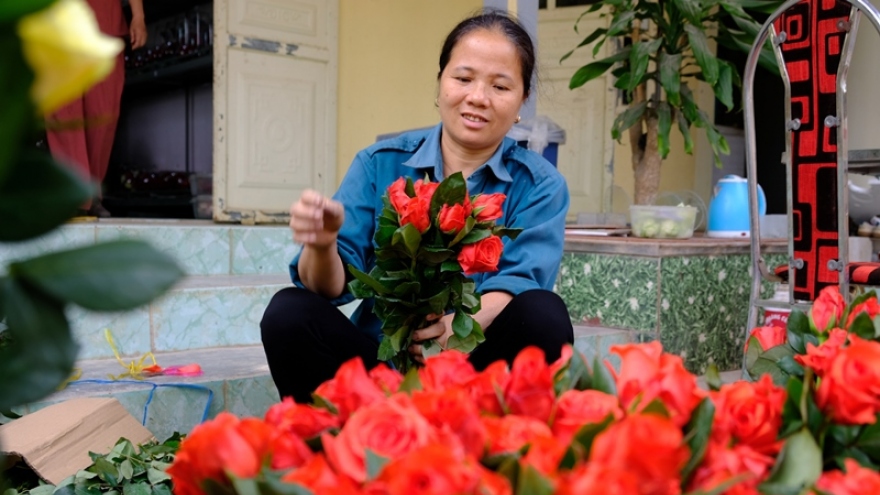 Độc đáo nghề làm hoa “bất tử”