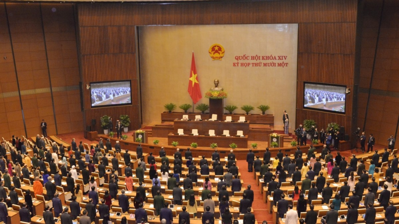 Đại biểu thảo luận về hoạt động của Quốc hội nhiệm kỳ khóa XIV