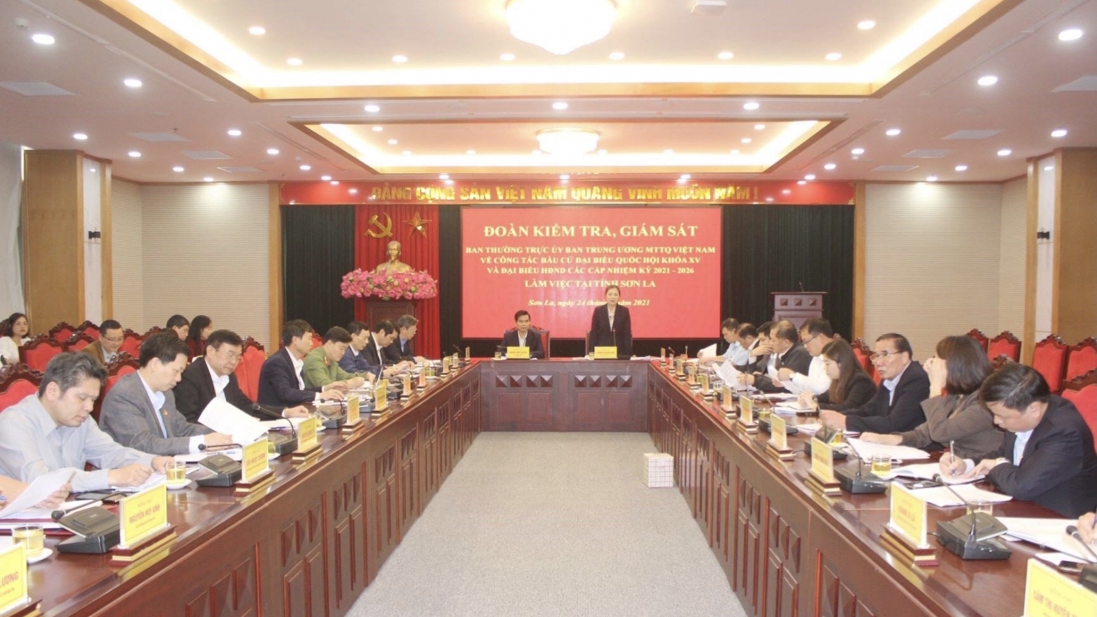 Giám sát, kiểm tra công tác chuẩn bị bầu cử tại Sơn La