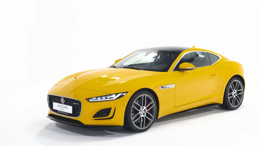 Jaguar F-Type ra mắt thị trường Việt Nam với giá từ 5,65 tỷ đồng