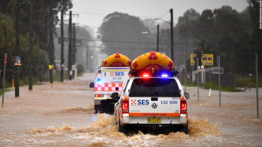 Australia nâng cảnh báo lũ lụt, gần 20.000 người sơ tán