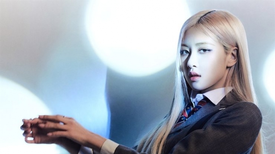 Vượt qua PSY, Rosé phá kỷ lục Kpop với MV "On the Ground"