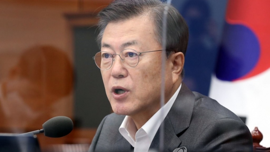 Tổng thống Hàn Quốc trấn an công chúng về vaccine AstraZeneca