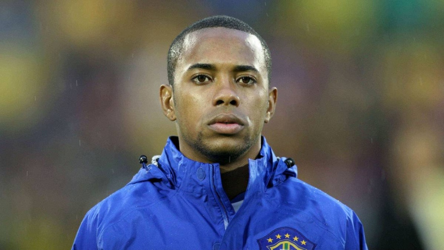 Cựu sao Real Madrid và AC Milan - Robinho lĩnh án 9 năm tù vì tội hiếp dâm