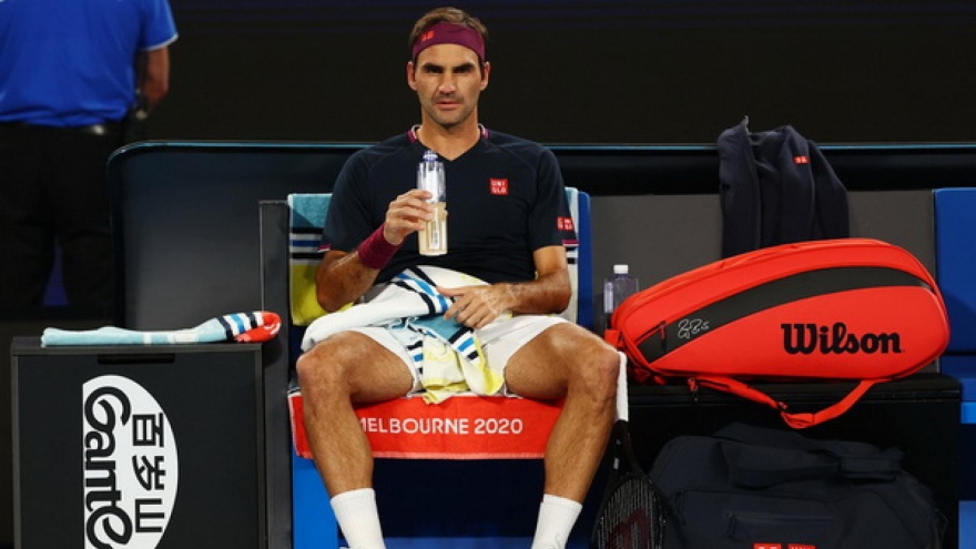 Federer "tái xuất" sau hơn một năm vắng bóng 