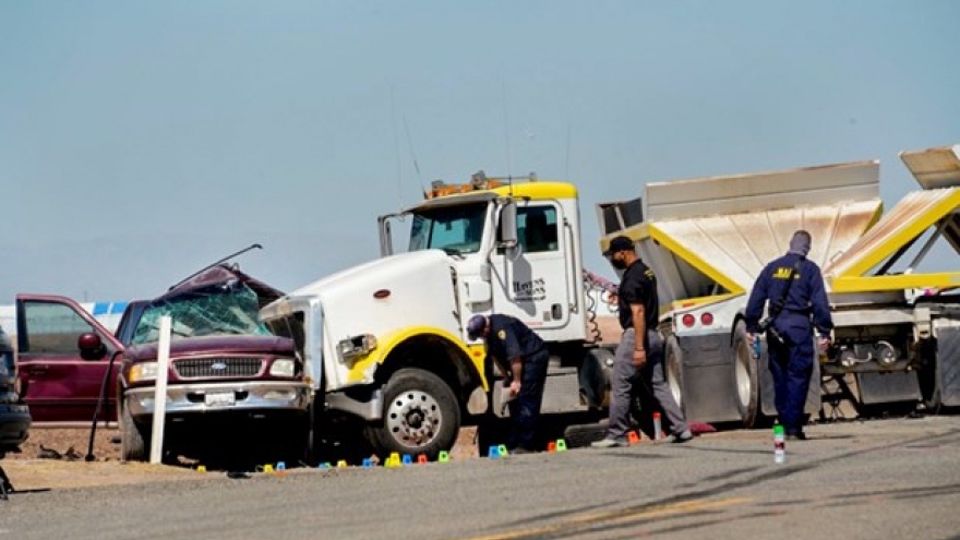 Tai nạn giao thông thảm khốc tại Mỹ, 15 người thiệt mạng