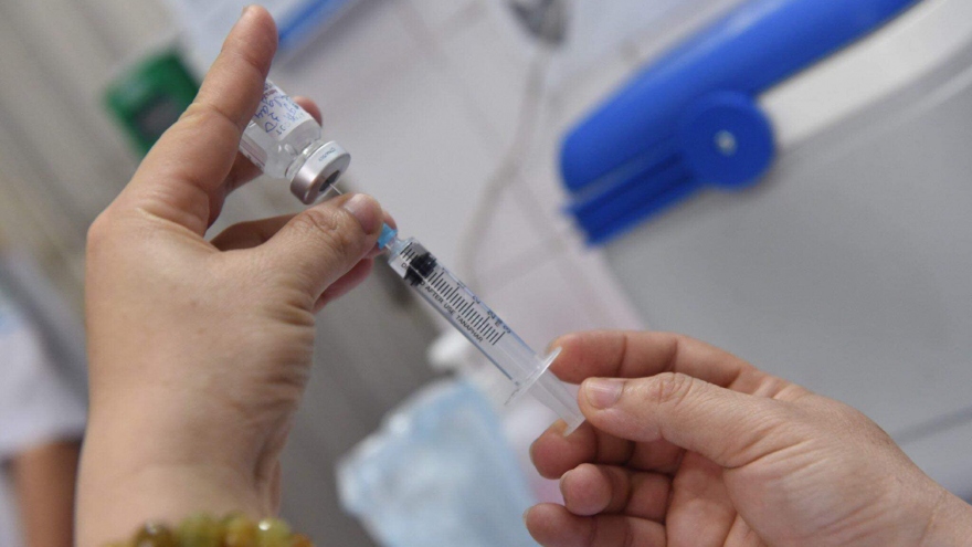 Việt Nam sẽ có hơn 5,6 triệu liều vaccine COVID-19 trong tháng 3-4/2021