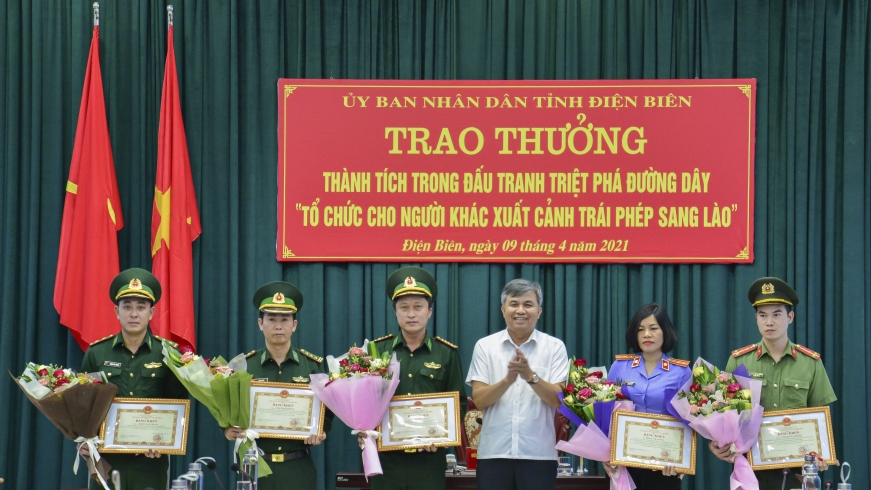 Phá 2 chuyên án đưa người Trung Quốc xuất cảnh trái phép sang Lào