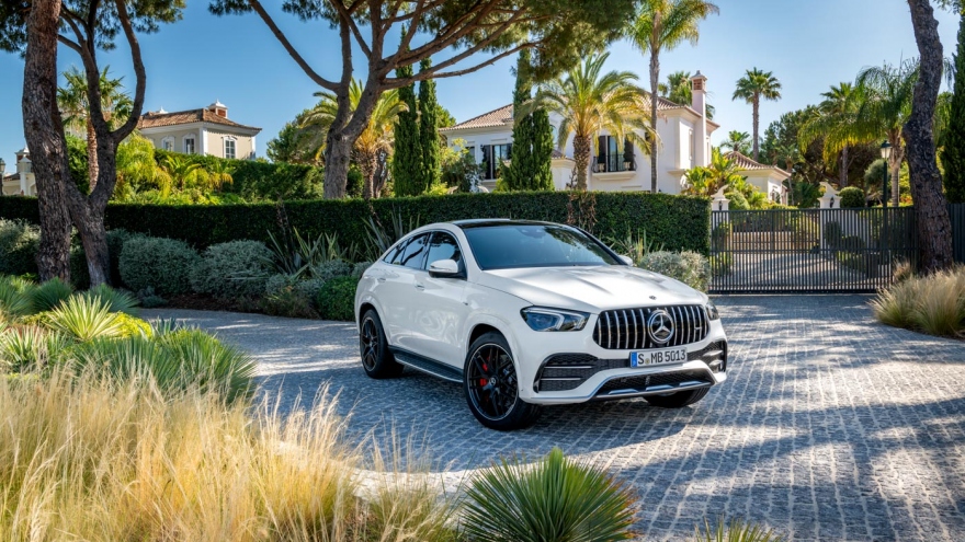 Mercedes-AMG GLE 53 4Matic+ Coupe có giá từ 5,349 tỷ đồng