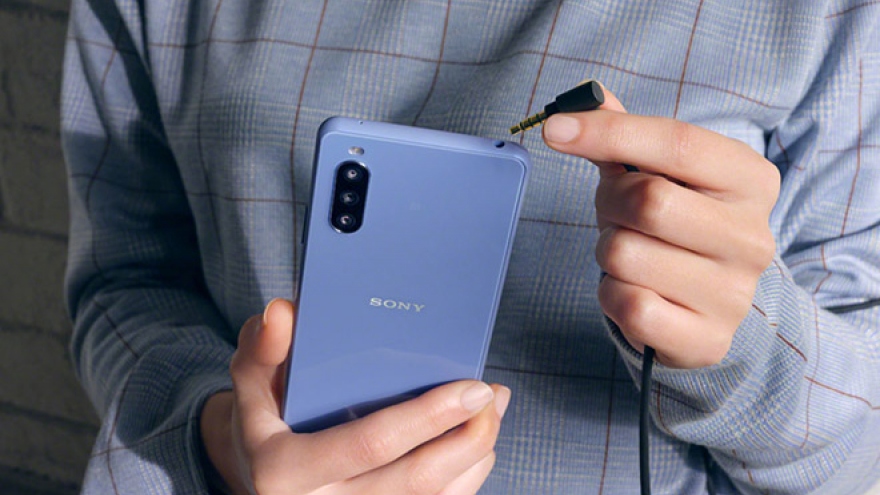 Sony ra mắt Xperia 10 III hỗ trợ 5G giá khoảng 10,2 triệu đồng