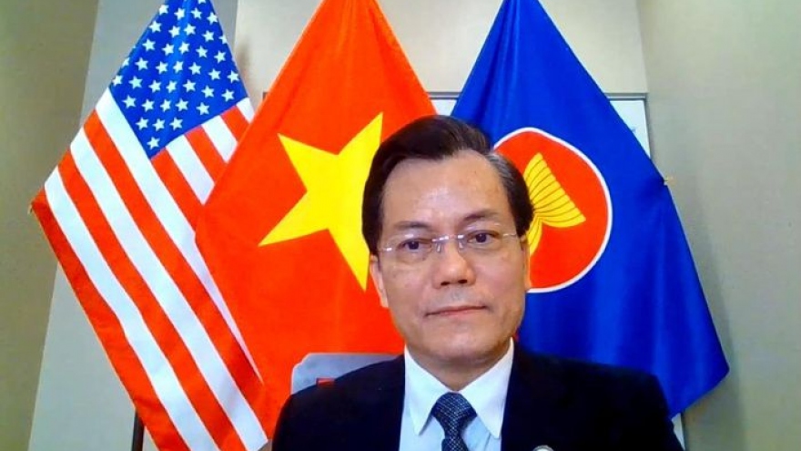 Đại sứ Hà Kim Ngọc điện đàm với Hạ nghị sỹ Mỹ Joaquin Castro về quan hệ Việt-Mỹ