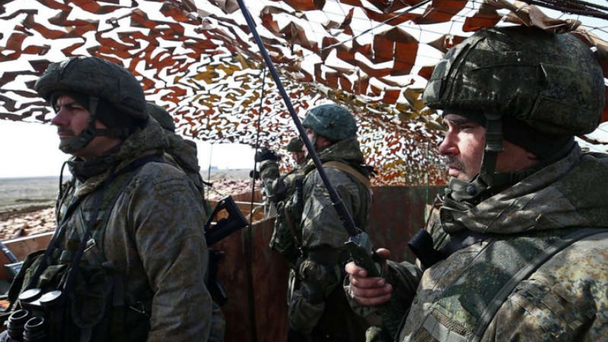 Lý giải nguyên nhân đằng sau việc Nga tăng cường lực lượng ở biên giới Ukraine