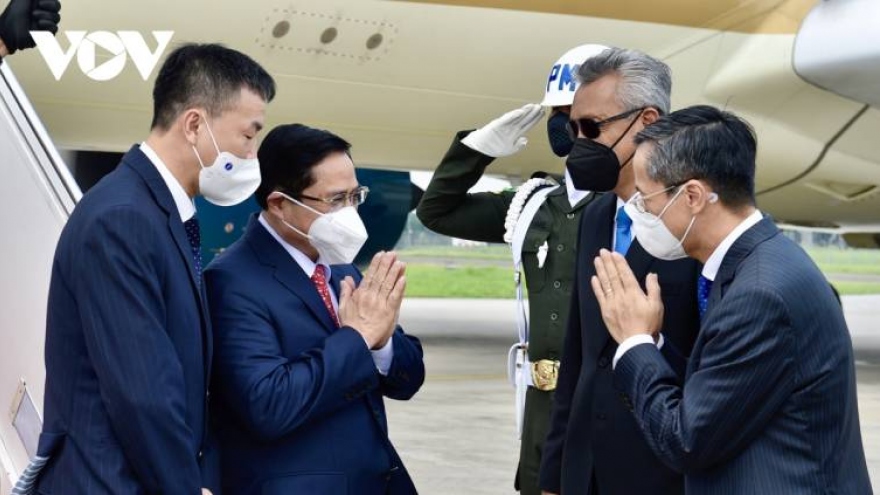 PM Chinh arrives in Indonesia for ASEAN Summit