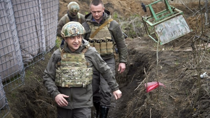 Phe ly khai miền Đông Ukraine cáo buộc chính phủ vi phạm ngừng bắn, nã pháo nhiều lần