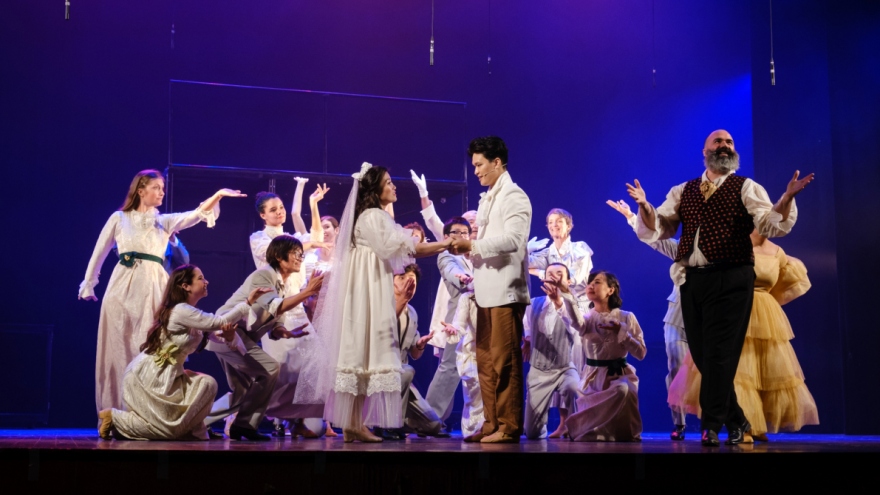 Local audiences welcome nationwide tour of ‘Les Misérables’