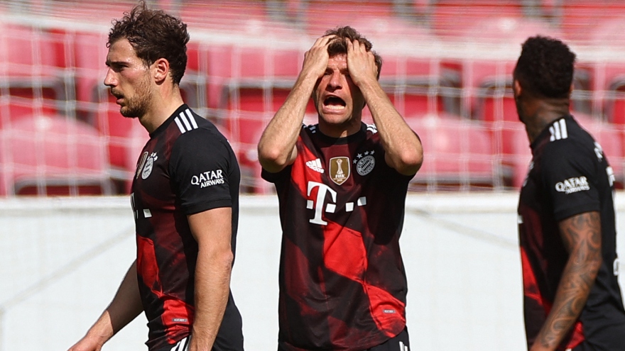Thua sốc Mainz 05, Bayern Munich chưa thể vô địch Bundesliga