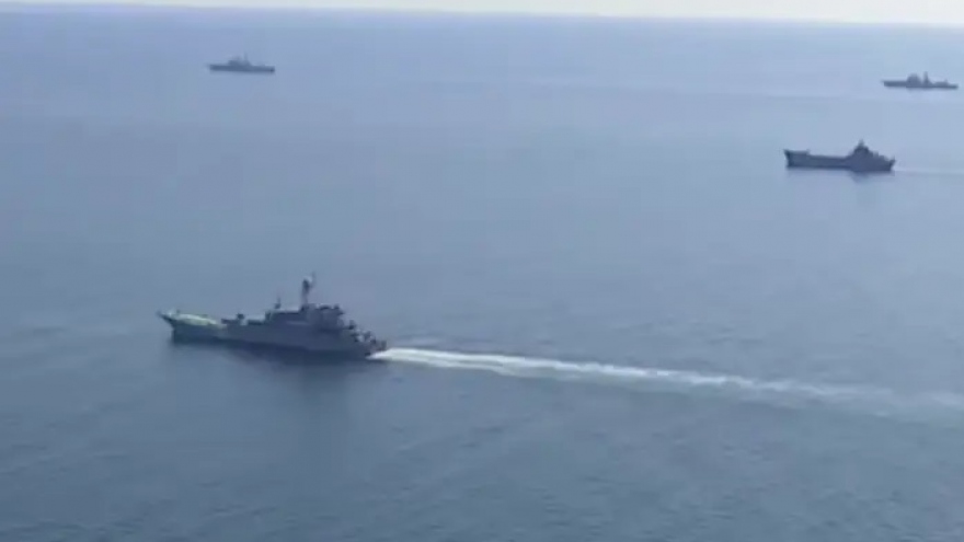 Nga cảnh báo tàu Mỹ “tránh xa” bờ biển Nga, đồng thời thúc đẩy thỏa thuận hạt nhân Iran
