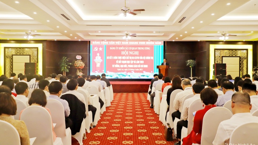 Đảng uỷ Khối sơ kết 5 năm thực hiện Chỉ thị 05 của Bộ Chính trị