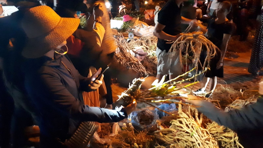 An insight into Tua Chua night market in Dien Bien 